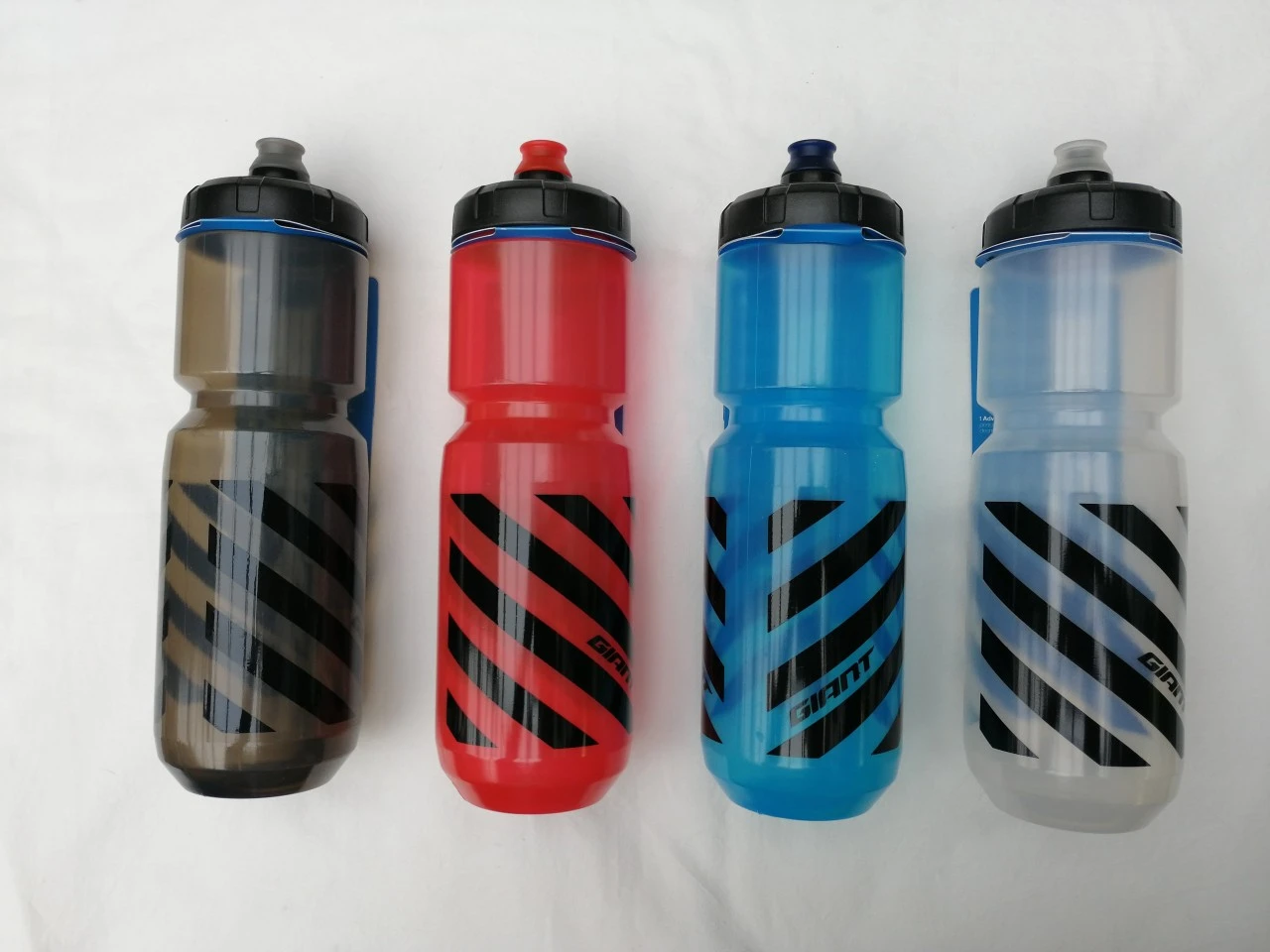 Giant DoubleSpring Trinkflasche 750 Ml *BPA Frei* 3 Giant DoubleSpring Trinkflasche 750 Ml *BPA Frei*