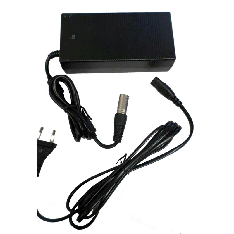 Giant Ladegerät / 5-Pin Für Rahmenakku 3 Giant Ladegerät / 5-Pin Für Rahmenakku