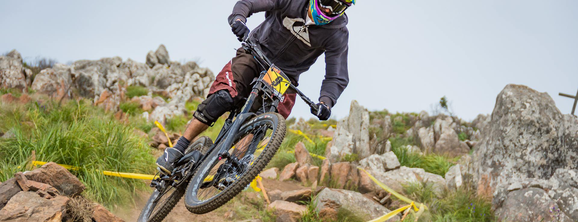 Giant 4 Giant -Giant pexels javier piva flos 3164658 11049373